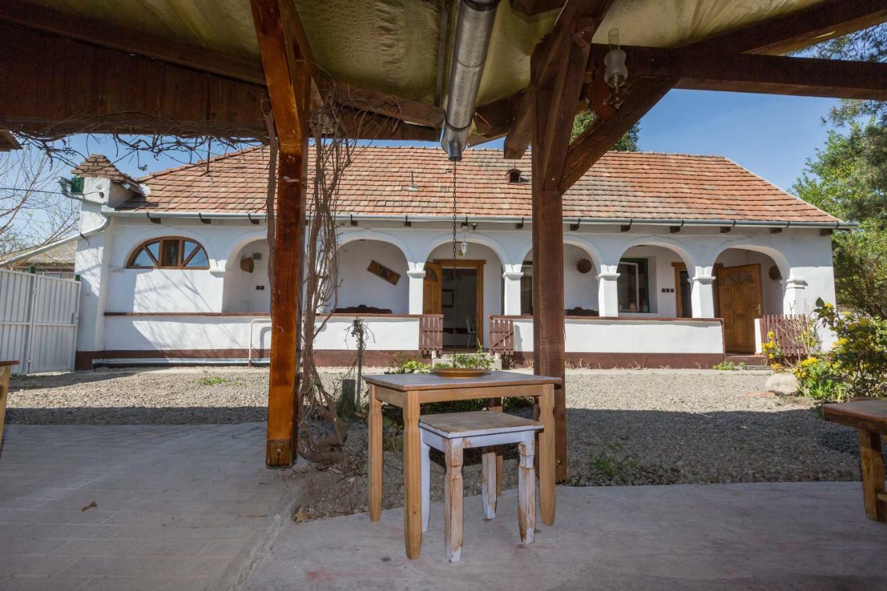 Gadoros Vendeghaz Hotel Egerszalok Exterior photo