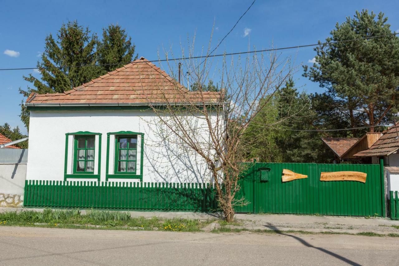 Gadoros Vendeghaz Hotel Egerszalok Exterior photo